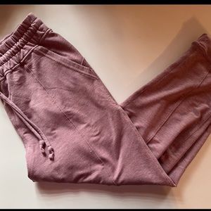 COPY - lulu lemon joggers